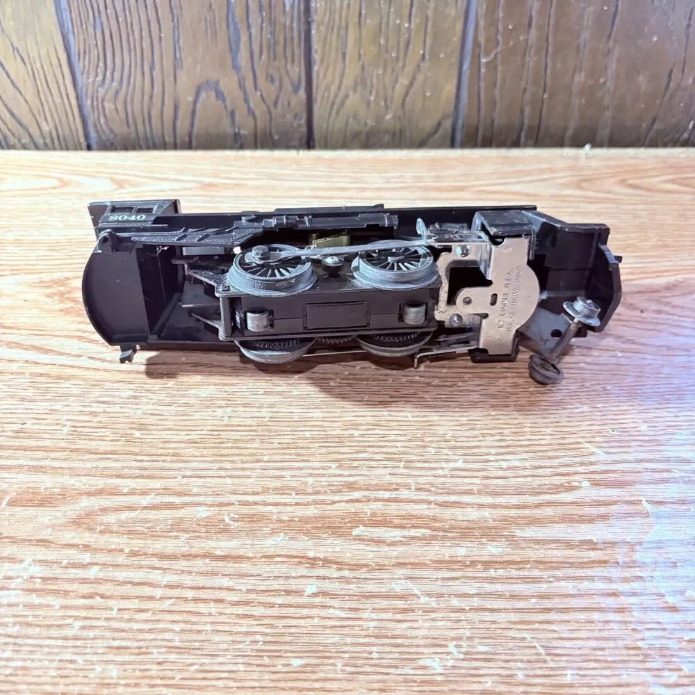 Lionel 8040 Seam Locomotive Train Engine Untested Black Metal